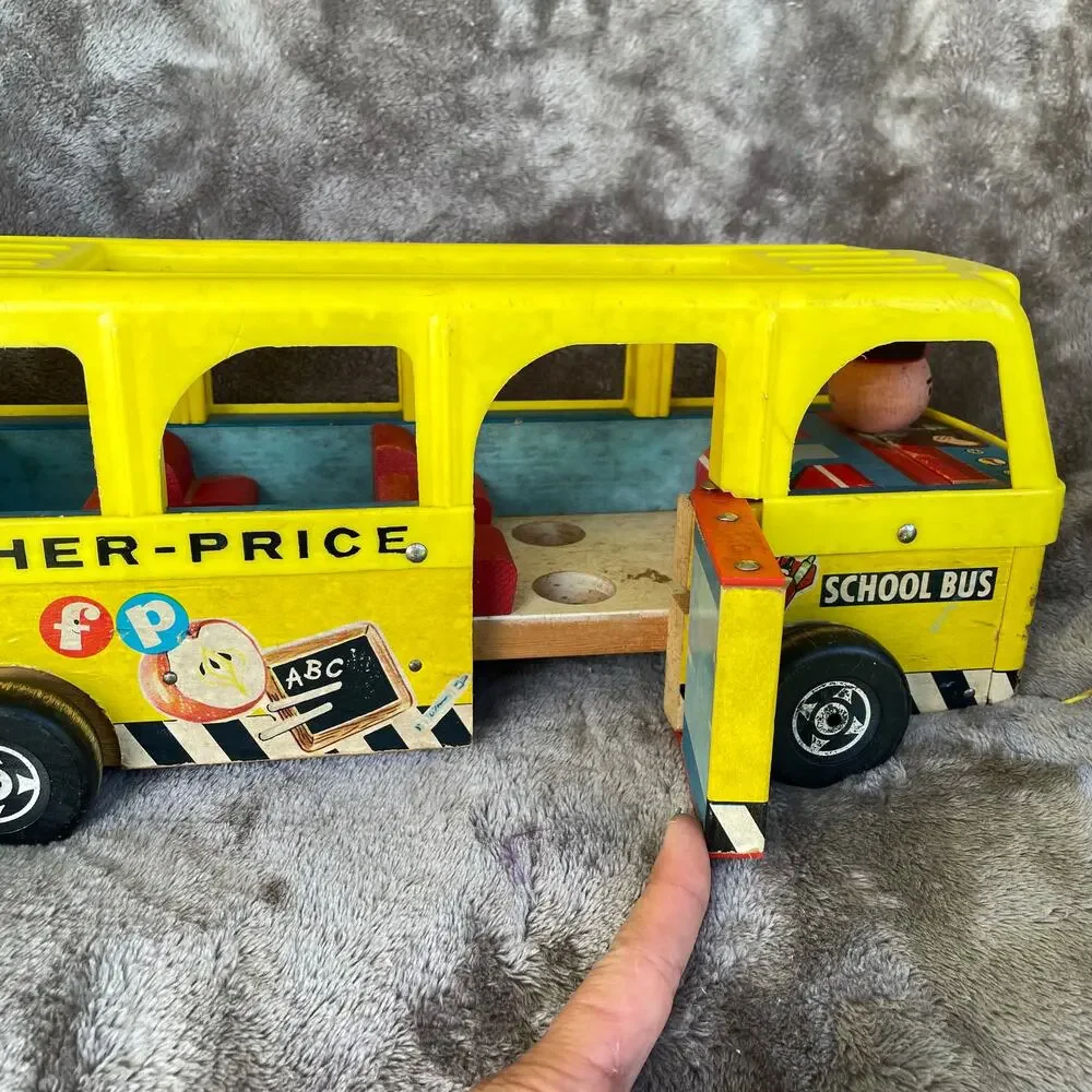 Vintage Fisher Price Little People School Bus #990 Pull Toy 1962 No People READ